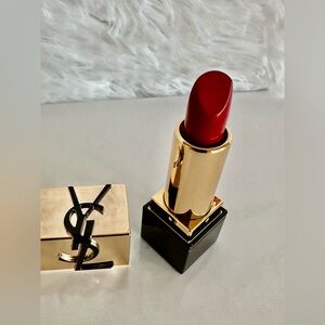 Yves Saint Laurent Luxurious Mini Lipstick - Rouge RM
